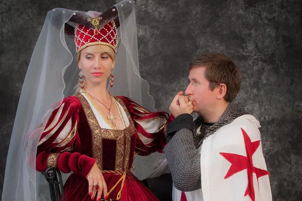 Tallinn Medieval Photo: Dress Up & Time Travel!