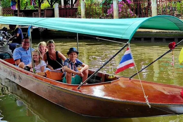 Bangkok's 'Breeze & Pleased' Canal Ride: A Self-Guided Waterway Escape