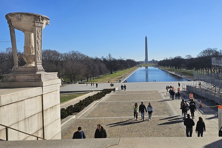 Uncover DC's Treasures: A Whirlwind Day Trip from NYC!