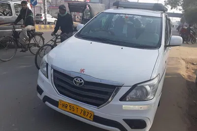 Stress-Free Delhi-Amritsar Private Transfer: Door-to-Door Comfort