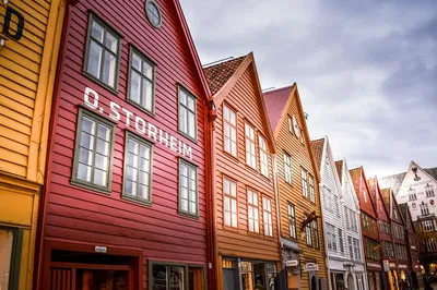 Luxury Transfer: Bergen to Flåm Private Ride