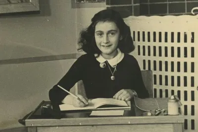 Unveiling History: Anne Frank Amsterdam Walking Tour