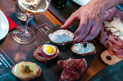 Venice's Jewish Ghetto: A Culinary & Historical Bacari Adventure