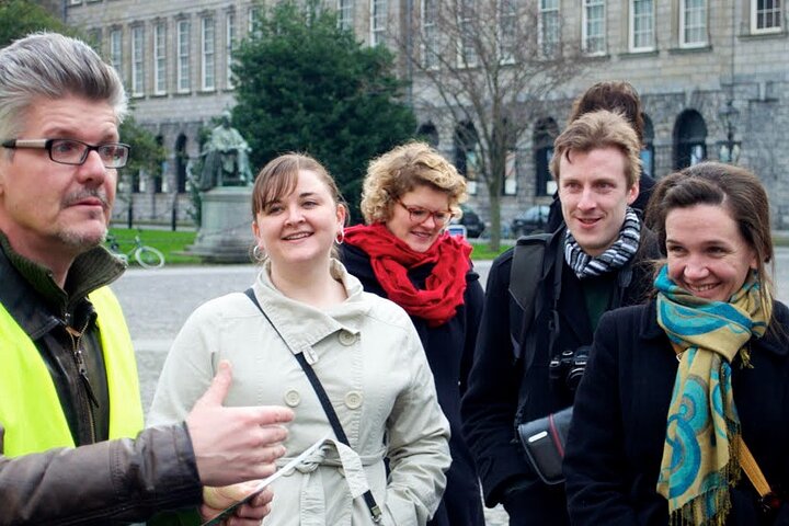 Dublin History Walk: Conquest to Brexit in 2 Hours