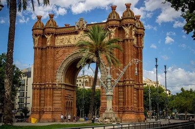 Uncover Barcelona's Soul: An Intimate Small Group City Highlights Tour