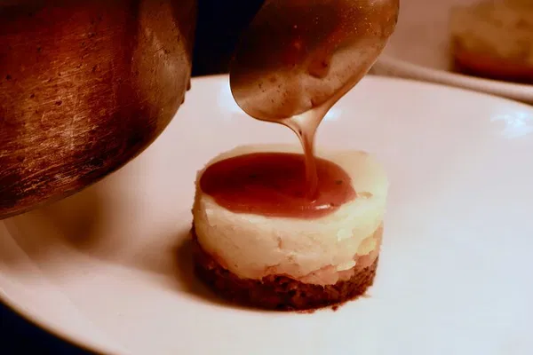 Edinburgh Food Tour: Taste Scotland's Best Bites!