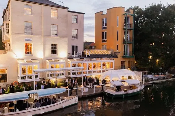 Oxford River Cruise & 3-Course Riverside Dining