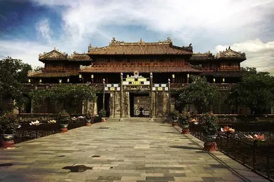 Unveiling Imperial Vietnam: A Full-Day Hue & Hoi An Discovery