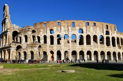 Colosseum Arena Tour: Skip-the-Line + Hotel Pickup