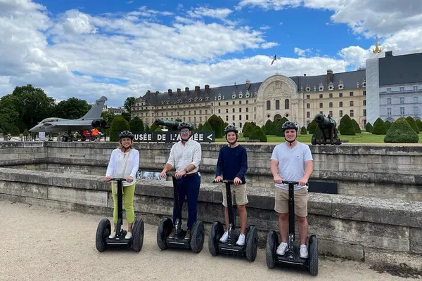 Glide Through Paris: A Personalized Segway Adventure!