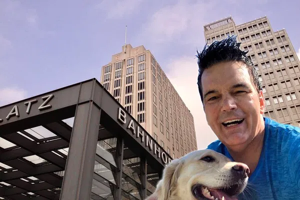 Berlin Taxi Tour: East & West - See It All!