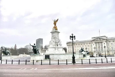 London's Top Sights: Blue Badge Tour - See 25+ Landmarks!