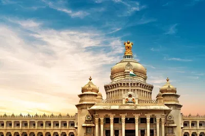 Bangalore's Walk on Tales: Uncover Historical Wonders!