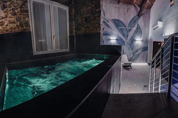 Escape to Serenity: Relaxing Spa Day in Florence's Heart