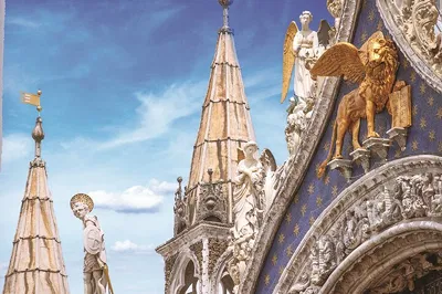 Venice Unveiled: Doge's Palace, Basilica & Gondola Serenade