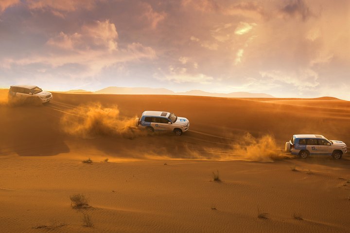 Dubai Desert Safari: Red Dunes, Quad Bike & Al Khayma Camp