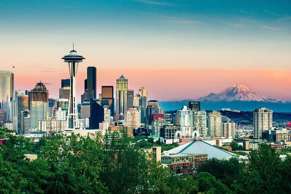 Seattle & Snoqualmie Falls Day Trip: Best of Both Worlds!