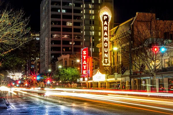 Uncover Austin's Haunted History: A Spirited Pub Crawl Adventure