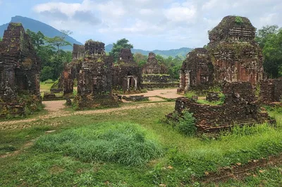 Sunrise Temples & Culinary Delights: My Son & Tra Que Village Adventure