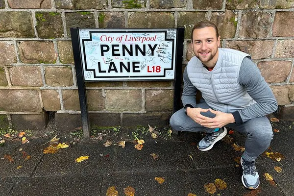 Liverpool: Private Beatles Tour to Penny Lane & More!