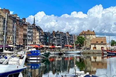 Normandy's Artistic Treasures: A Mercedes-Guided Day Trip from Paris