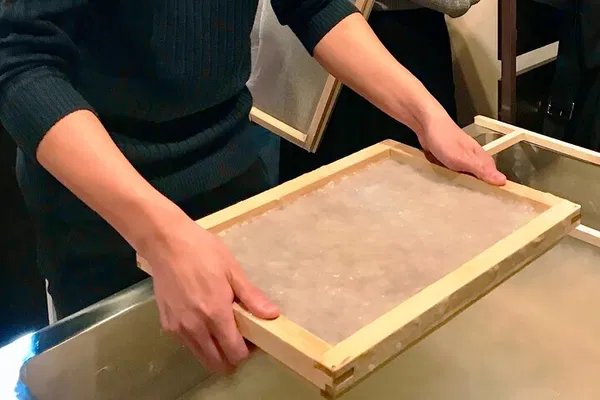 Kyoto Washi Paper Making: Craft Your Own Souvenir