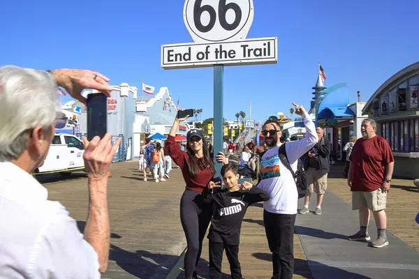 LA's Best: Half-Day Sightseeing Tour - See It All!