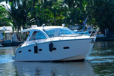 Luxury Yacht Escape: Miami & Belize Cruise with Champagne