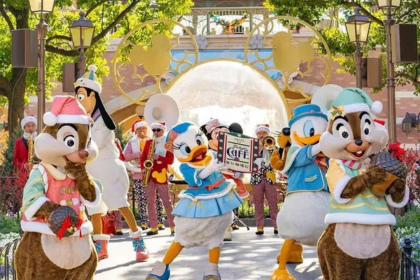 Shanghai Disneyland: Winter Magic Tickets