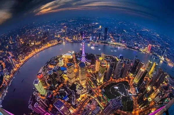 Shanghai Nights: Culinary Delights & Rooftop Views