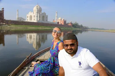 Witness Sunrise at the Taj Mahal: A Whirlwind Agra Tour from Delhi