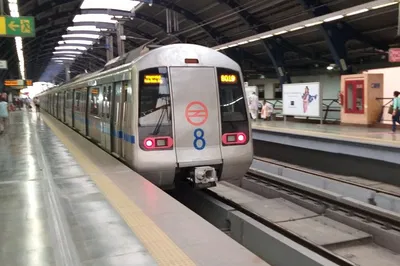 Delhi Metro Rail Tour: Explore Culture and Heritage