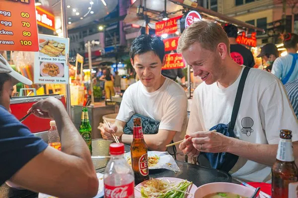 Bangkok Chinatown Night Food Tour: 7+ Dishes & Drinks