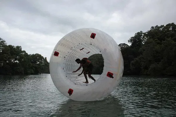 OWA Water Ball: Walk on Water!