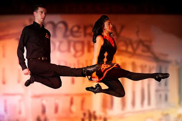 Experience Authentic Dublin: Merry Ploughboys Irish Night Extravaganza