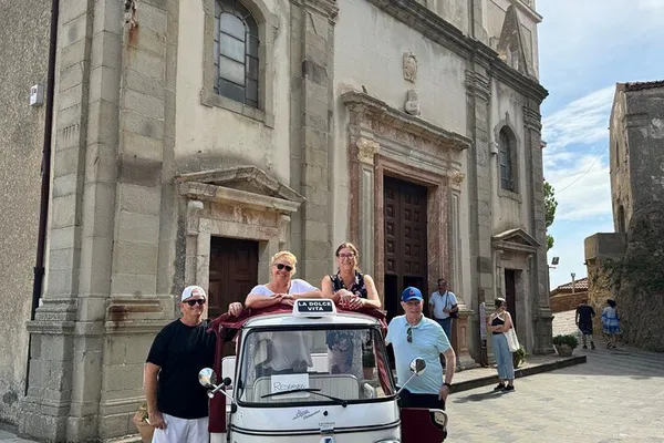 Unforgettable Sicilian Escapade: Private Godfather, Taormina & Castelmola Tour