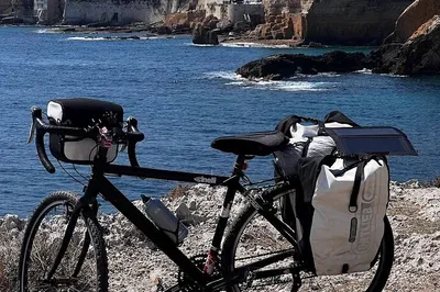 Explore Syracuse, Sicily on Two Wheels: Gravel & Road Bike Rentals