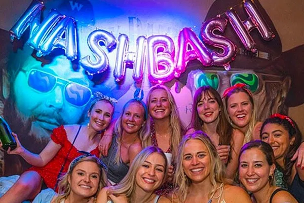 Nashville's Ultimate VIP Bar Crawl: Honky Tonk Highway Express