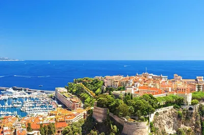 Discover French Riviera's Gems: A Private Guided Tour from Cannes