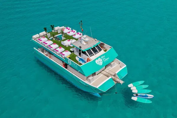 Ibiza: Formentera Cruise with Paella, Snorkel & Open Bar