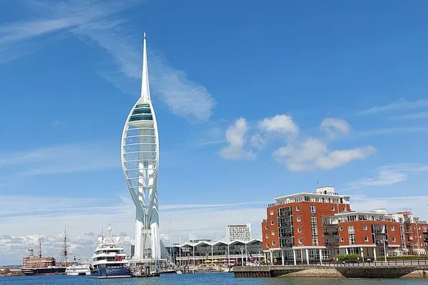 Step Back in Time: Uncover Portsmouth's Rich History on Foot!