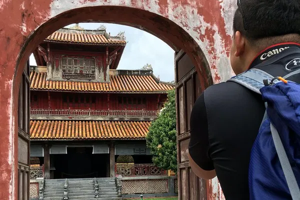 Hue Imperial City Walking Tour: History & Hidden Gems