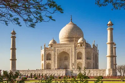 Sunrise Spectacle: Private Taj Mahal & Agra Fort Tour from Delhi