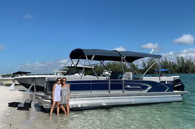 Keewaydin Island Pontoon Adventure: Shelling & Sightseeing Paradise!