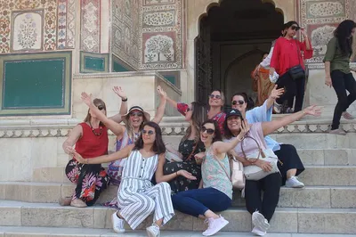 Uncover Jaipur's Treasures: A Walking Tour of Forts, Palaces, and Block Printing