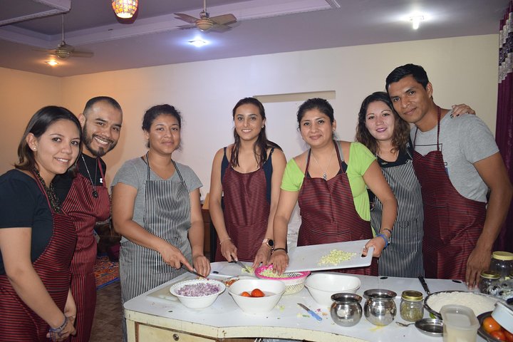 Jaipur Family Cooking Class: Farm-to-Table Flavors