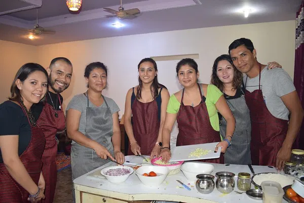 Jaipur Family Cooking Class: Farm-to-Table Flavors