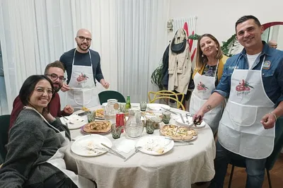 Catania Pizza Class: Cook & Eat with a Local!