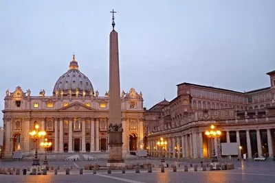 Ascend to Awe: St. Peter's Dome & Basilica Guided Journey