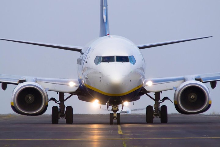 Stress-Free Madrid Transfers: Your Private Airport Chauffeur Awaits!